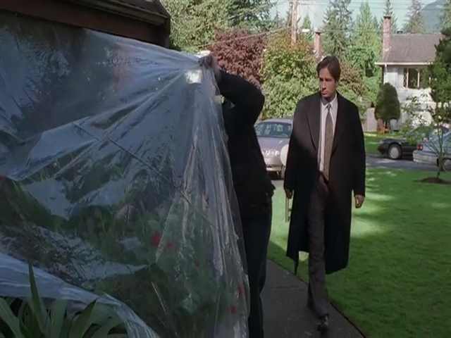 Секретные материалы3 сезон 8 серия